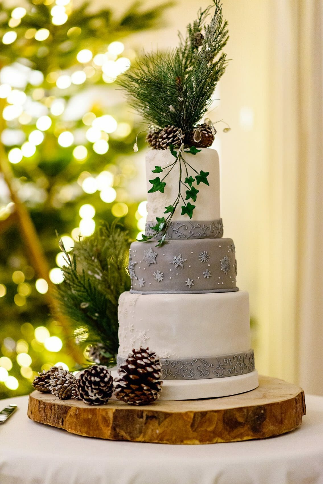 Larmer Tree wedding cake